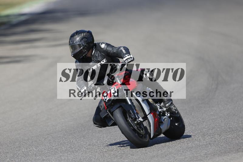 /36 08.08.2026  Pluess Motosport ADR/Freies Fahren/63